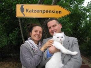 Katzenpension Luckenwalde . EINZELZIMMER und VOLLPENION